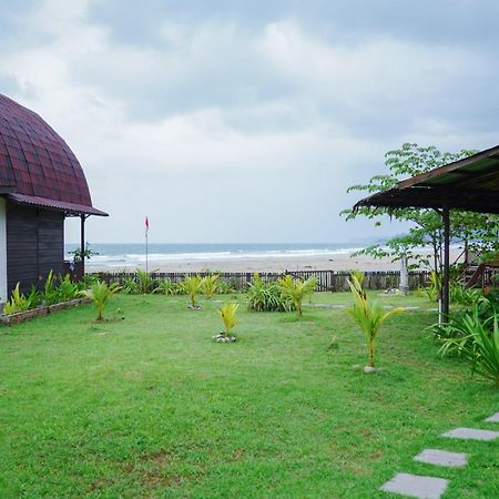 Momos Surf Shack Hotel Salul Exterior foto