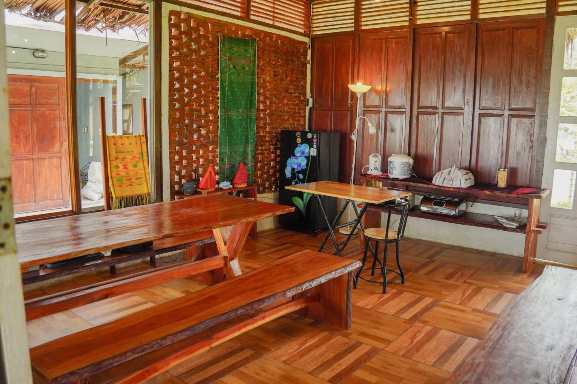 Momos Surf Shack Hotel Salul Exterior foto